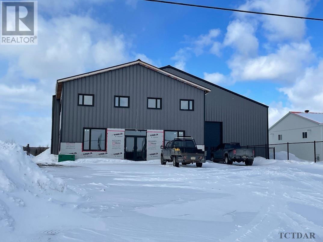 50 General Aviation RD, timmins, Ontario