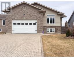 15 MAJESTIC DRIVE, Timmins, Ontario