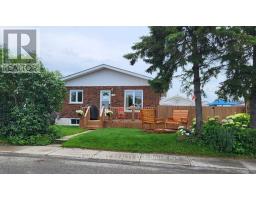 127 BANNERMAN AVENUE, Timmins, Ontario