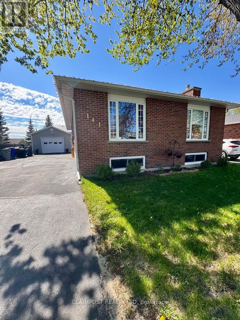 141 ROSE MARIE CRESCENT, Timmins, Ontario
