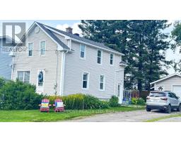 <div class="price">$329,900</div> 304 Young Street, Timmins<br><div style="margin-bottom:8px;"><small>Claimpost Realty Ltd</small></div><div class='bed_bath'>5 Bed | 2 Bath</div>