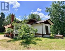 <div class="price">$499,900</div> 1098 Cameron Avenue, Iroquois Falls<br><div style="margin-bottom:8px;"><small>Claimpost Realty Ltd</small></div><div class='bed_bath'>3 Bed | 1 Bath</div>
