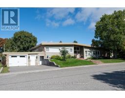 <div class="price">$949,000</div> 470 Leone Avenue, Timmins<br><div style="margin-bottom:8px;"><small>Claimpost Realty Ltd</small></div><div class='bed_bath'>6 Bed | 4 Bath</div>